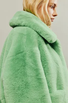Tricia Cropped Faux Fur Coat