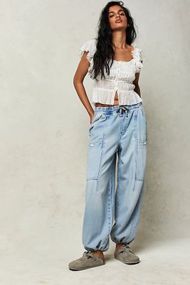 Bright-Eyed Low-Slung Pull-On Jeans by We The Free at People,