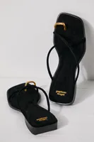 Shaea Strappy Sandals