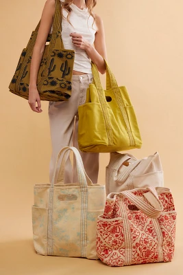 Caravan Canvas Tote