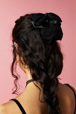 Irina Lace Bow Barrette by Matsuura Co. at Free People, Black, One Size