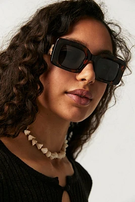 Banbe Kendall Square Sunglasses