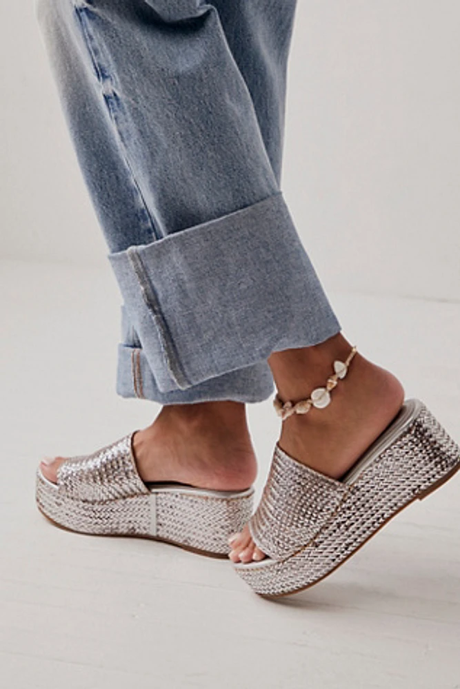 Westport Woven Platforms