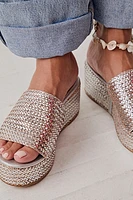 Westport Woven Platforms