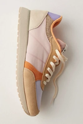 Northern Attitude Sneakers
