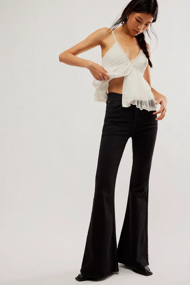 Lee High-Rise Super Flare Jeans