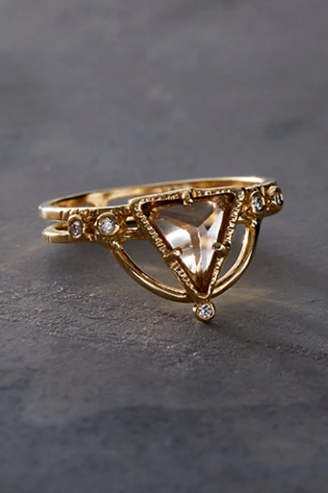 Lio & Linn North Star Triangle Ring