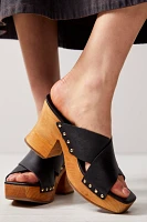 Mallory Criss Cross Clogs