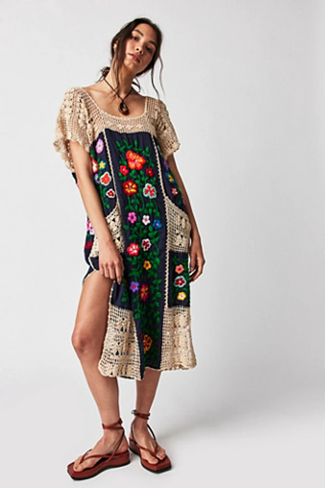 Isabella Embroidered Crochet Kaftan