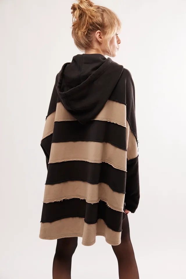 Francesca's Aubrey Striped Teddy Pullover