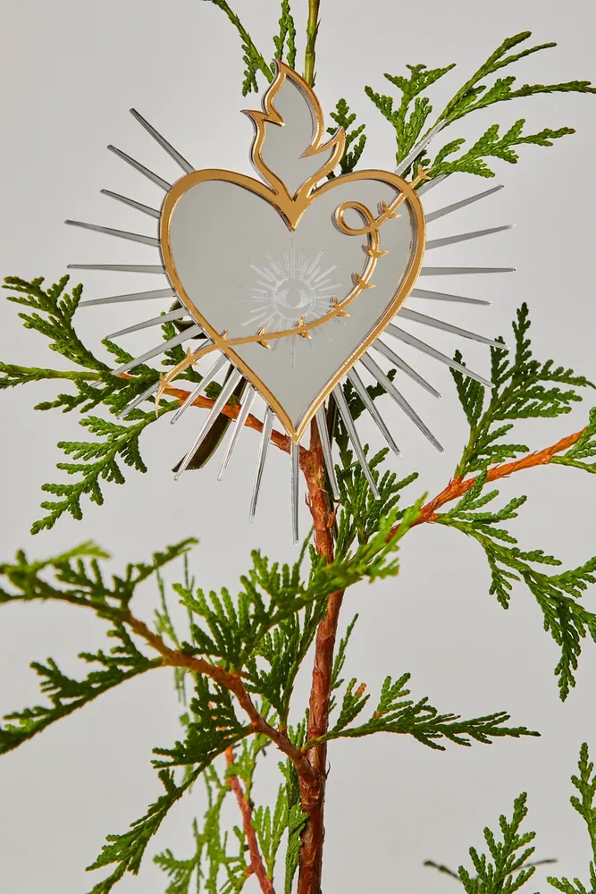 Suzanne Oddy Design Sacred Heart Tree Topper