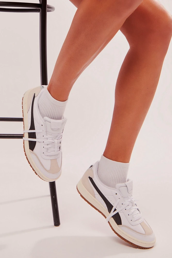 Puma Premier Court Sneakers