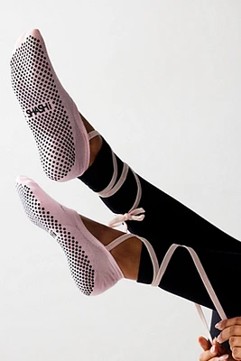 Essentials Ballet Grip Socks