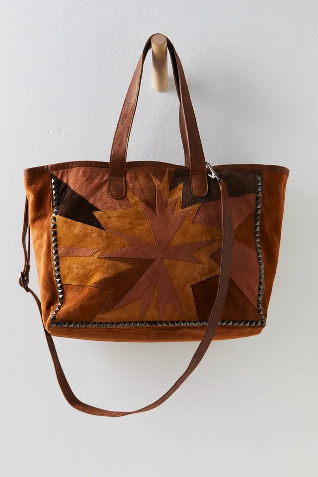 Discover our innovative vegan leather Campa Tumbler Tote Bag – SOMEFANCYNAME