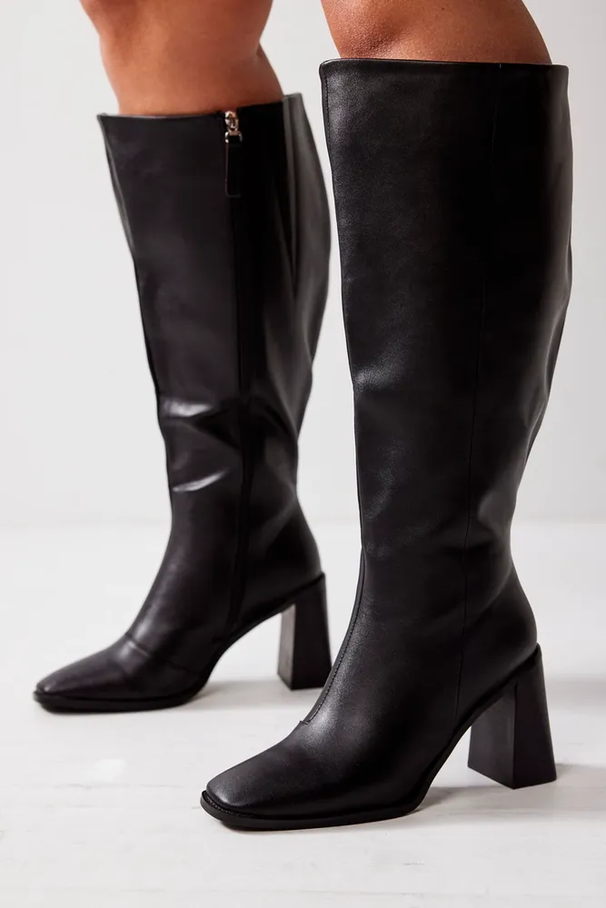 Solstice Wide Calf Boots