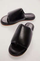 Traveler Slide Sandals