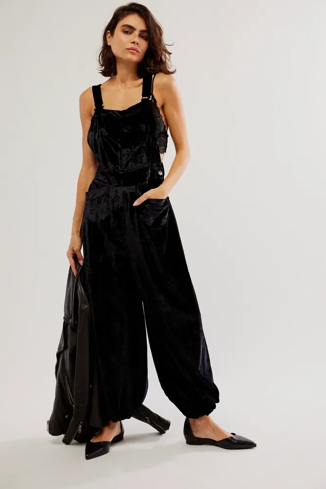 Go-To Crushed Velour Wide Leg Pant - Fabletics