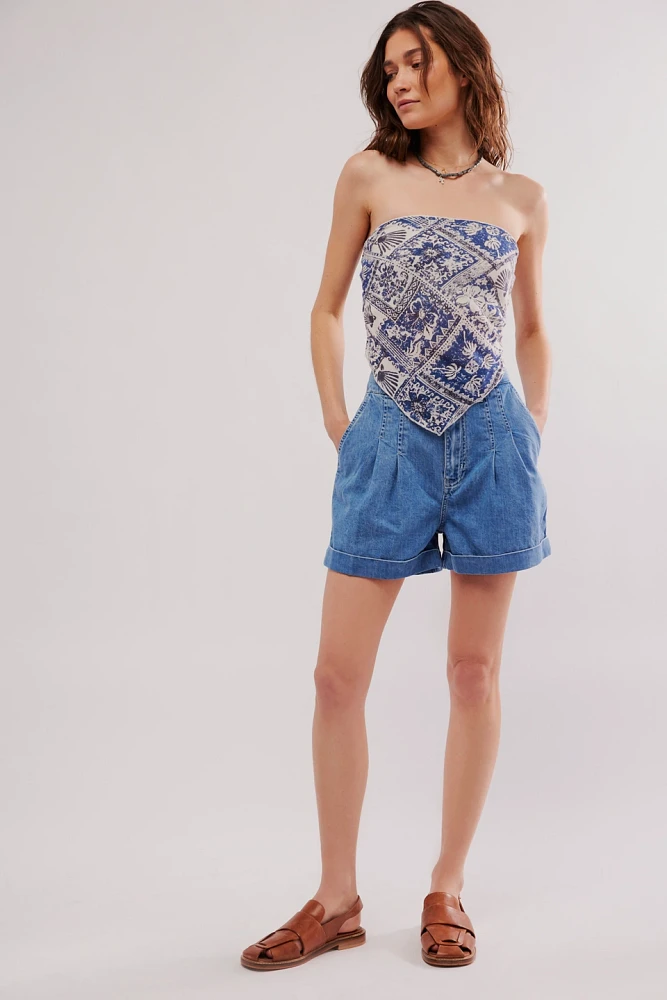 FRAME Pleated Wide Cuffed Shorts