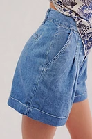 FRAME Pleated Wide Cuffed Shorts