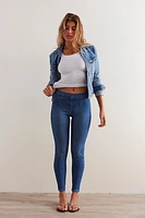 CRVY Infinite Stretch Pull-On Skinny Jeans