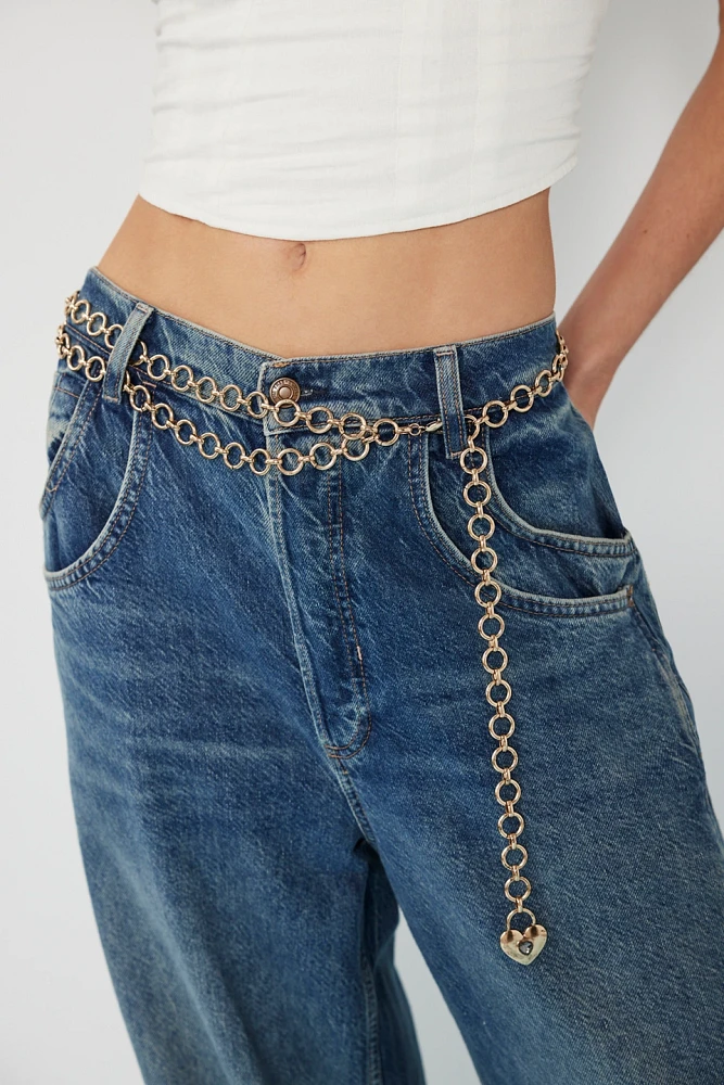 Timeless Chain Belt