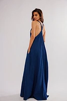 Closed Knotted Maxi Dress