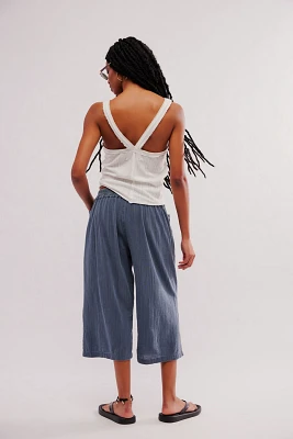 Gianna Ruched Gaucho Pull-On Pants