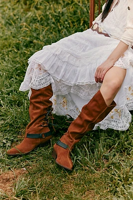 Back-lace Sway Low Slouchy Boots