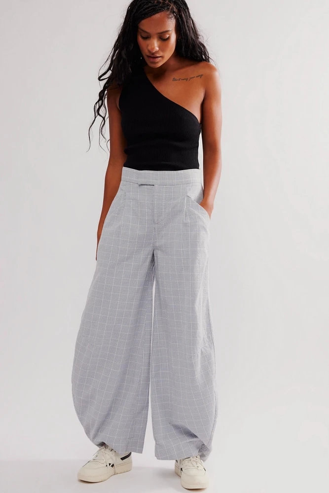 Tegan Plaid Barrel Trousers