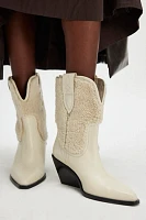 Pitchfork Point Shearling Boots