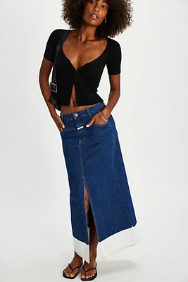 Closed Long X-Pocket Skirt