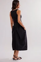 Saemdi Ribbed Drop-Waist Midi Dress