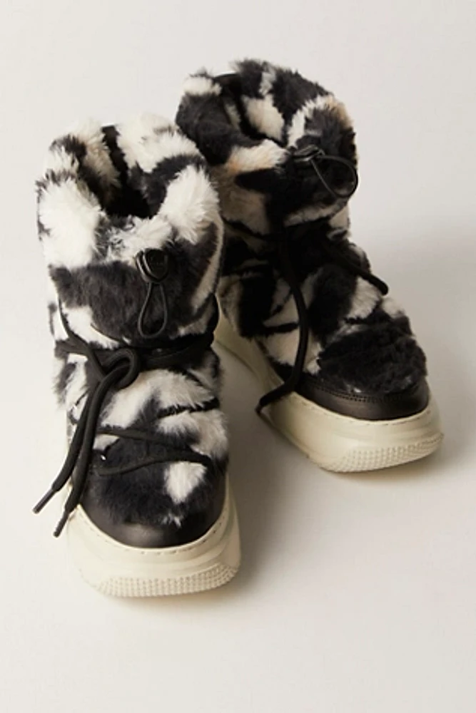 Pajar Gravita Faux Fur Boots