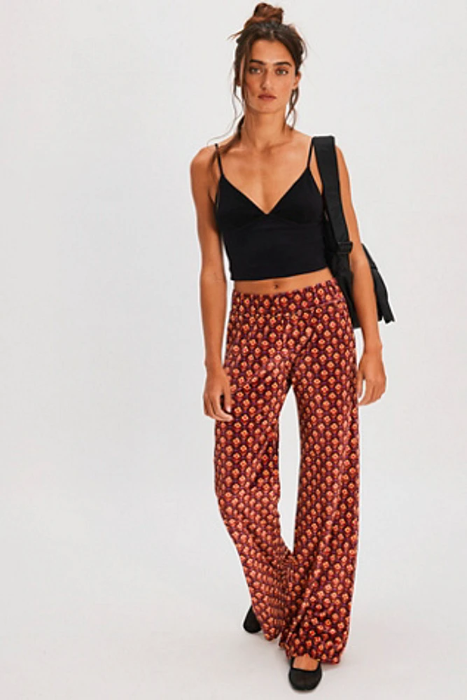 Flare Street Wide-Leg Velvet Pants