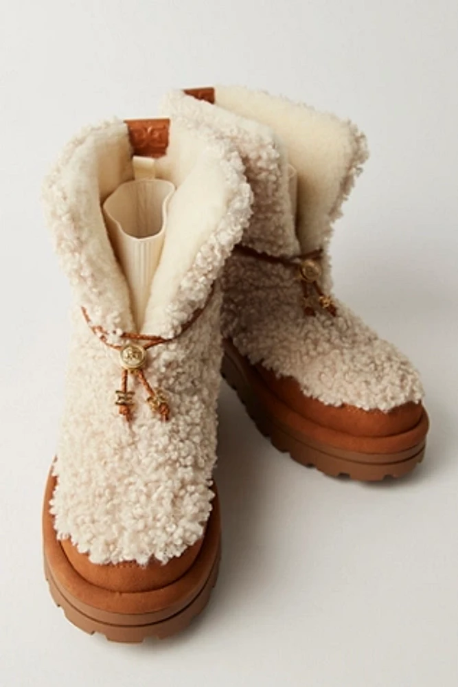 Olin Cozy Boots