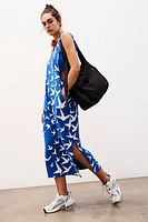 Hot Shot Twist Back Printed Maxi