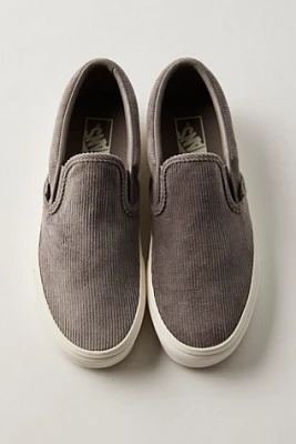 Vans Classic Slip-On Sneakers