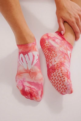 Grip Savvy Love Tie Dye Socks