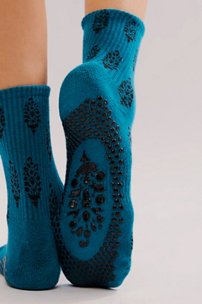 FP Movement Buti Buti Grip Socks