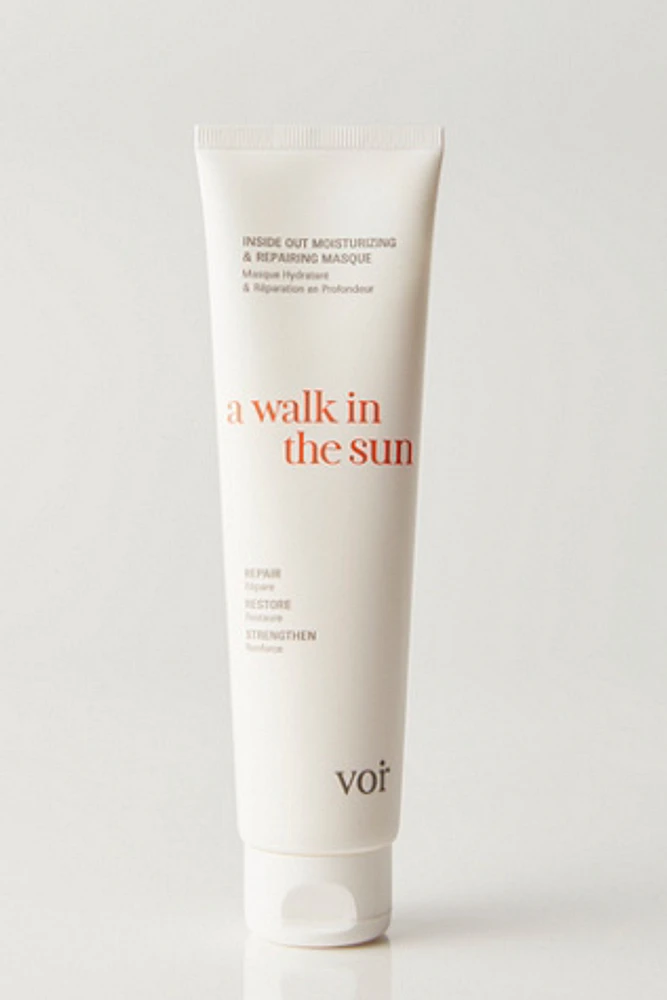 Voir A Walk in the Sun: Inside Out Moisturizing & Repairing Masque