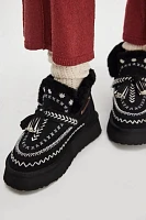 Nordic Craft Cozy Boots