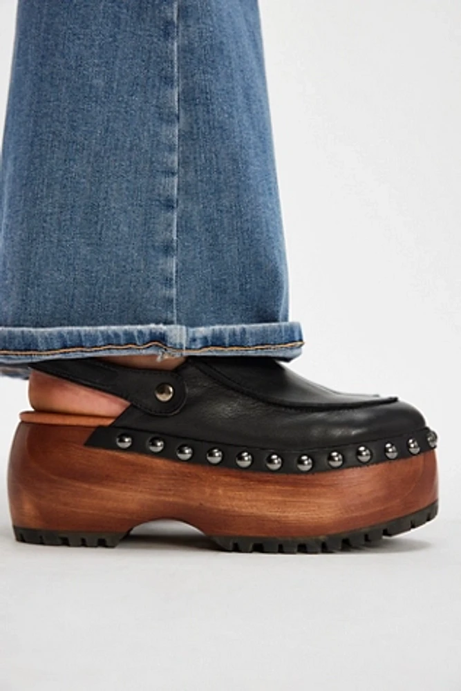 Everette Platform Clogs