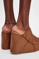 Lupita Wedges