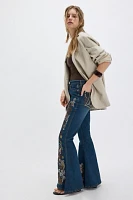 Wrangler x Lainey Wilson Wildflower Embroidered Jeans