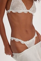 Maisey Thong