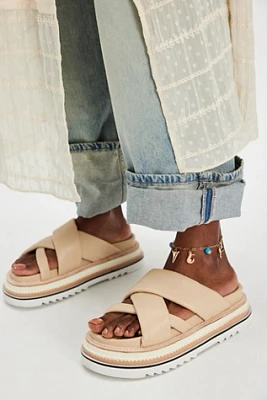 High Tide Flatform Sandals