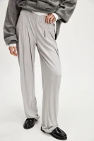 Norma Kamali Low-Rise Solid Pleated Trousers