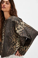 APPARIS Quinn Leopard Cape