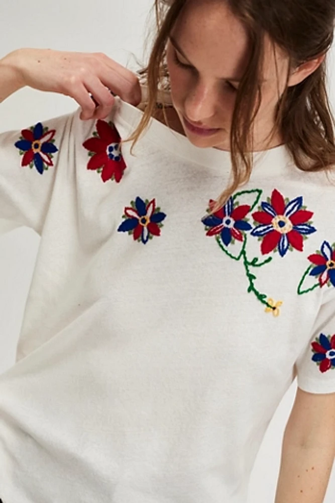 Petal Stitch Tissue Tee