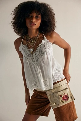 Cabbage Rose Pocket Belt